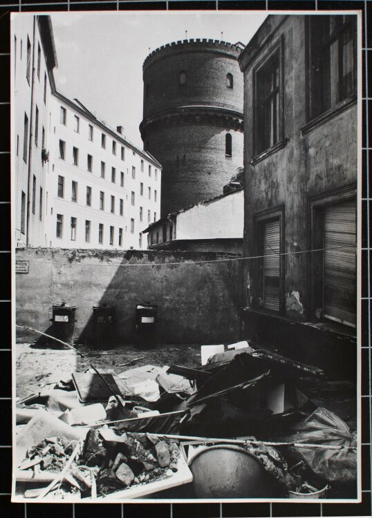 Gerhard Ullmann - Berlin Neukölln, Wasserturm - s/w...