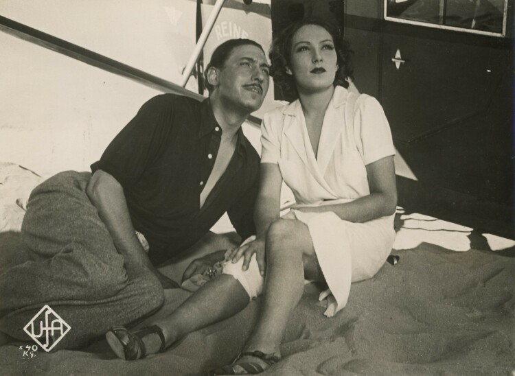 Foto Universum-Film Aktiengesellschaft (UFA) - Filmszene aus Verklungene Melodie -  - 1937