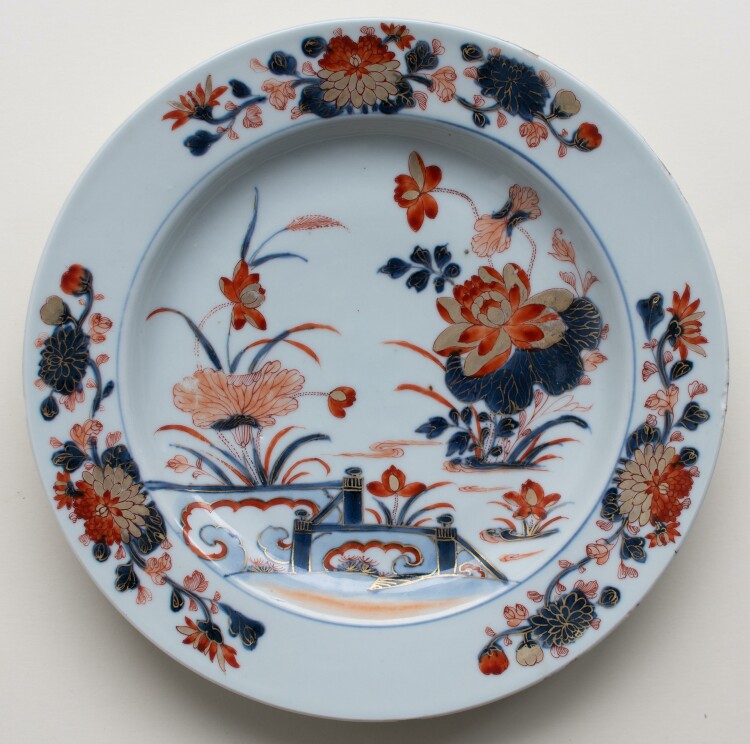 Imari Porzellan - Teller mit floralem Dekor - o.J. - Keramik