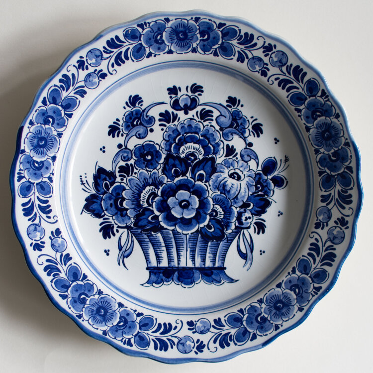 Delft - Teller mit Blumenbouquet - o.J. - Keramik