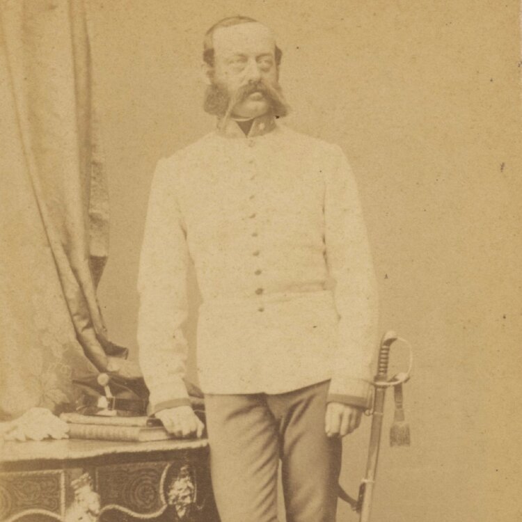 Ludwig Angerer - Porträt Viktor Oswald Freiherr von Coburg - 1861 - Fotografie