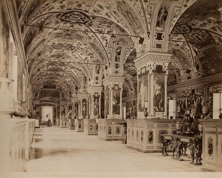 Unbekannter Künstler - Große Bibliothekshalle, Vatikan - Fotografie - o. J.