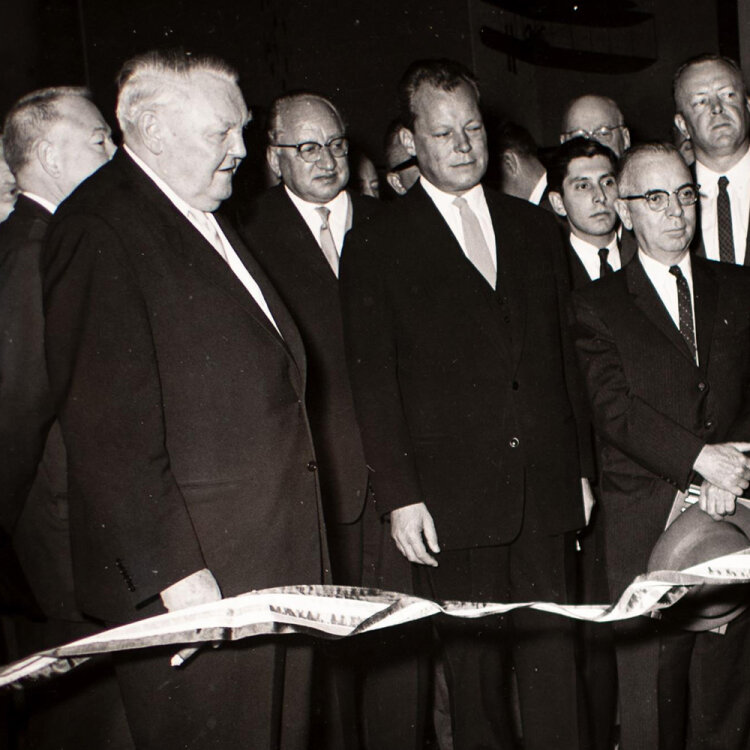 Pressebild Schubert Berlin - Eröffnung 12. Deutsche Industrie-Ausstellung - 1961 - Fotografie