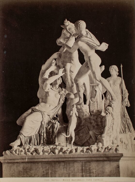 Unbekannter Künstler - Marmorskulptur Farnese Bulle - Fotografie - o. J.